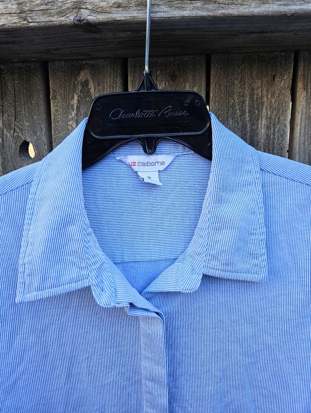 Liz Claiborne Pale Blue Collared Button-Up Blouse Women's Size M - Picture 4 of 16